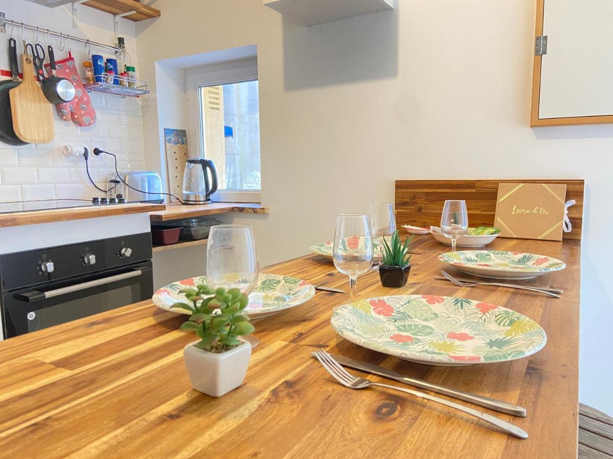 - Le Lys - Magnifique Maisonnette Avec Terrasse Hébergement de vacances Poitiers